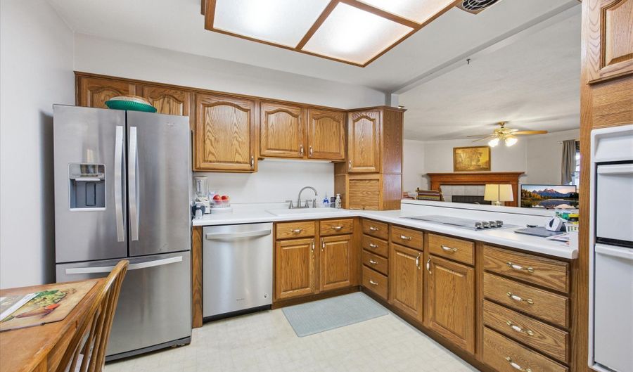 403 W 400 N 1, Bountiful, UT 84010 - 2 Beds, 2 Bath