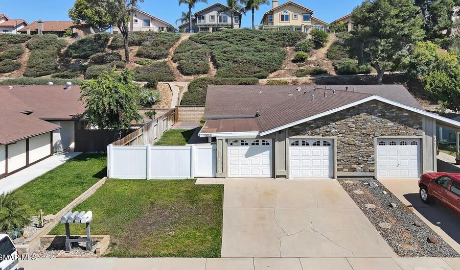 4853 Colony Dr, Camarillo, CA 93012 - 2 Beds, 2 Bath