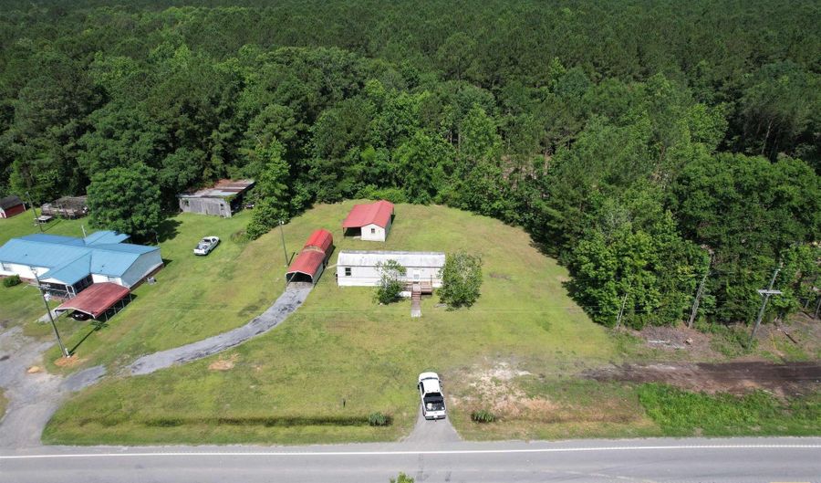 2765 County Line Rd, Andrews, SC 29510 - 2 Beds, 1 Bath