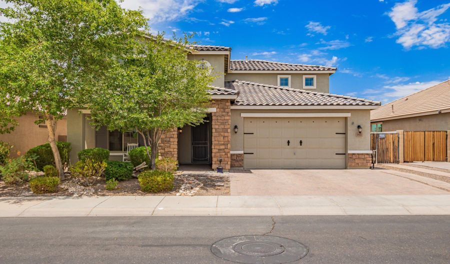 1822 N 214TH Ln, Buckeye, AZ 85396 - 4 Beds, 4 Bath