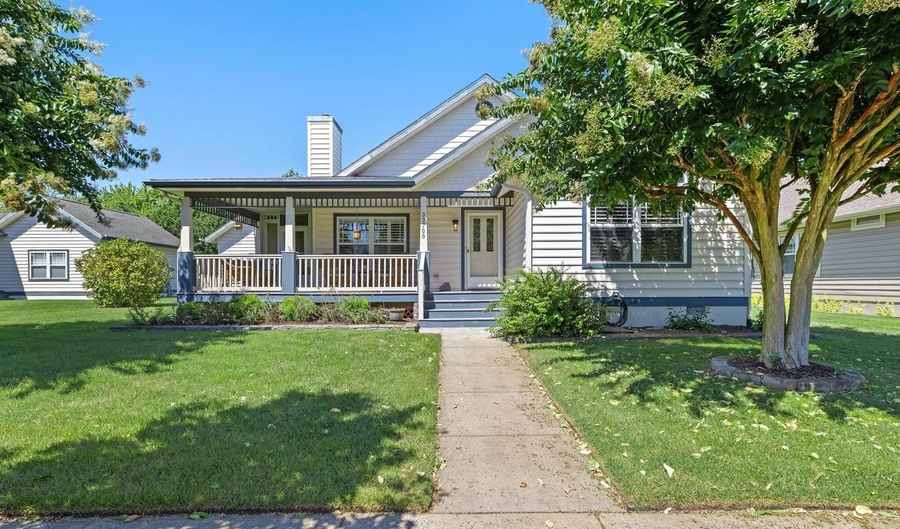 33700 ASHLAND Dr, Frankford, DE 19945 - 3 Beds, 2 Bath