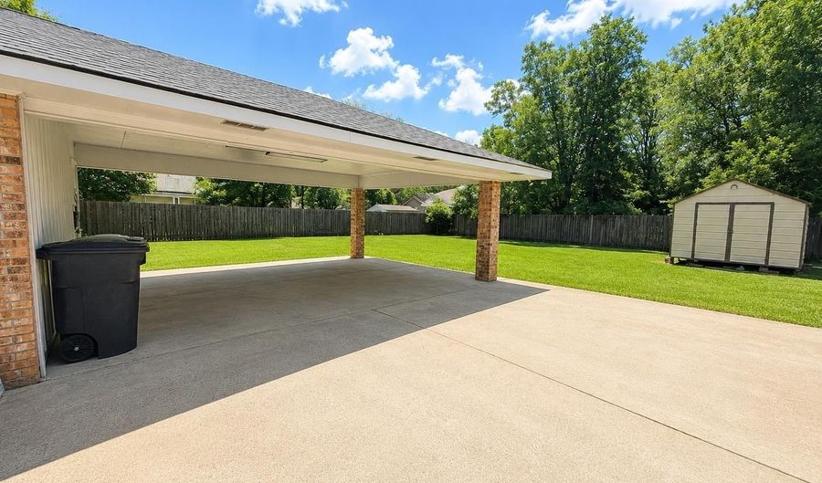 8124 Misty Oaks Ave, Baker, LA 70714 - 3 Beds, 2 Bath
