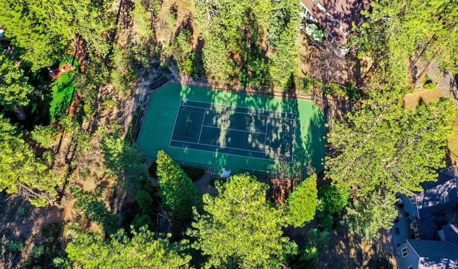 38 S Point Pl, Glenbrook, NV 89413 - 4 Beds, 5 Bath