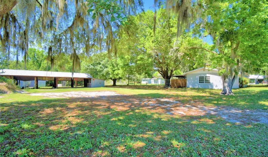 226 S HENDRY Ave, Fort Meade, FL 33841 - 3 Beds, 2 Bath
