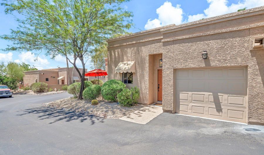 7432 E CAREFREE Dr 5, Carefree, AZ 85377 - 2 Beds, 2 Bath