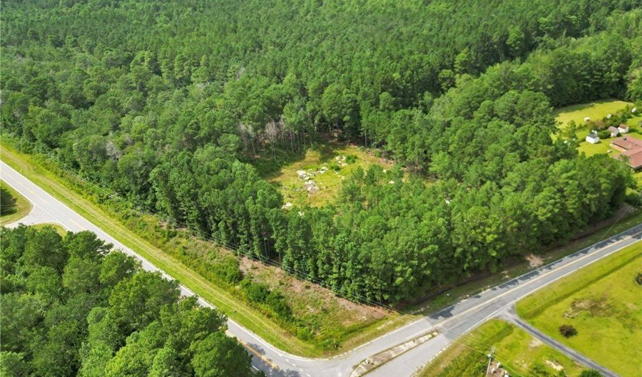 7525 NC-210 Dr, Autryville, NC 28318 - 0 Beds, 0 Bath