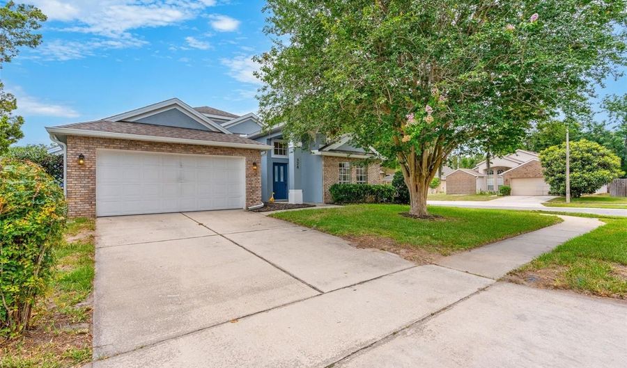328 VIEW Ct, Apopka, FL 32703 - 4 Beds, 2 Bath