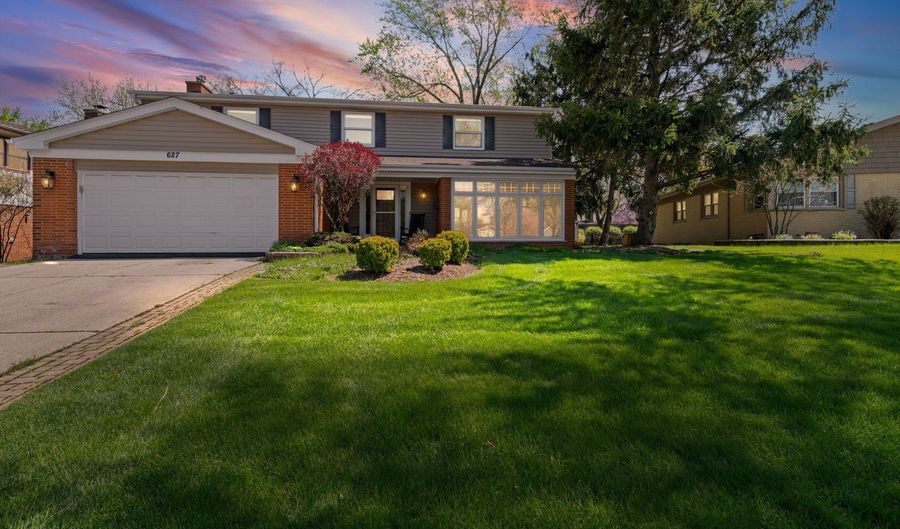 627 S Patton Ave, Arlington Heights, IL 60005 - 4 Beds, 3 Bath