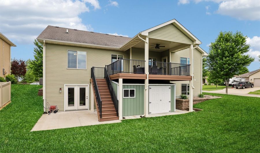 1616 SE Coralberry Dr, Ankeny, IA 50021 - 4 Beds, 3 Bath