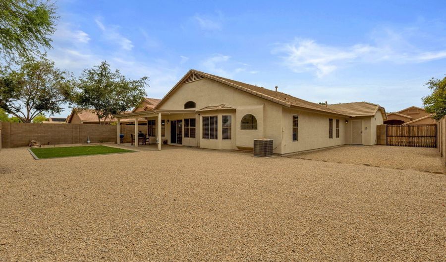 12728 W CAMBRIDGE Ave, Avondale, AZ 85392 - 4 Beds, 2 Bath