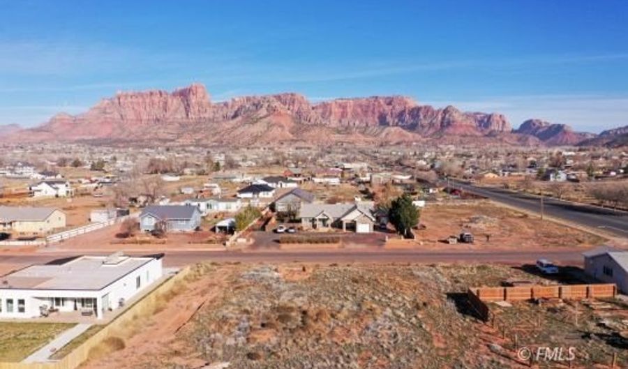 45 E Warren Ave, Colorado City, AZ 85021 - 0 Beds, 0 Bath