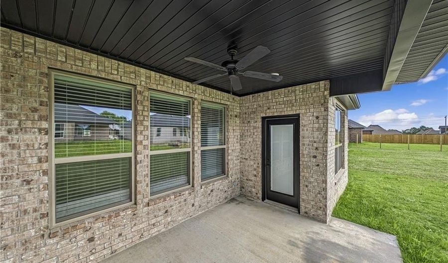 720 Marianne St, Bentonville, AR 72713 - 4 Beds, 2 Bath