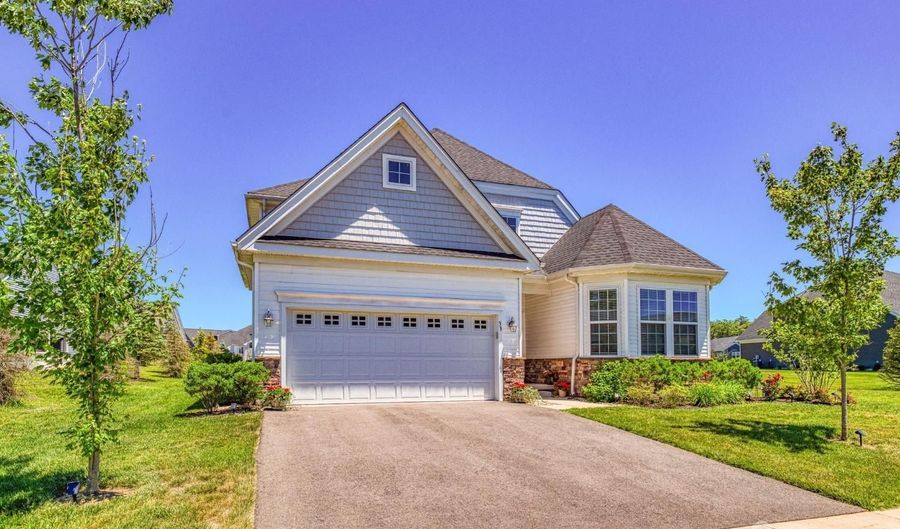33 Samuel Dr, Barnegat, NJ 08005 - 3 Beds, 4 Bath