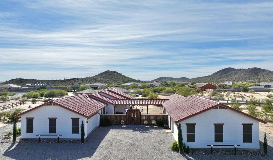 11013 W RANGER Dr, Casa Grande, AZ 85193 - 2 Beds, 3 Bath