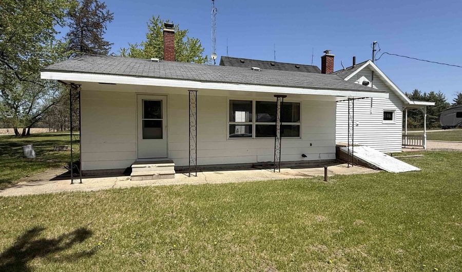 1751 BUTTERCUP Ave, Arkdale, WI 54613 - 3 Beds, 1 Bath