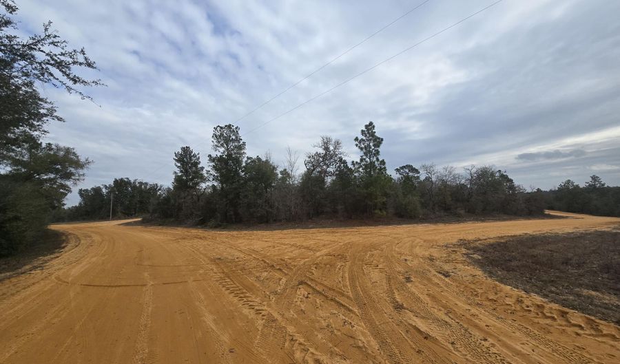 Pembroke, Alford, FL 32420 - 0 Beds, 0 Bath