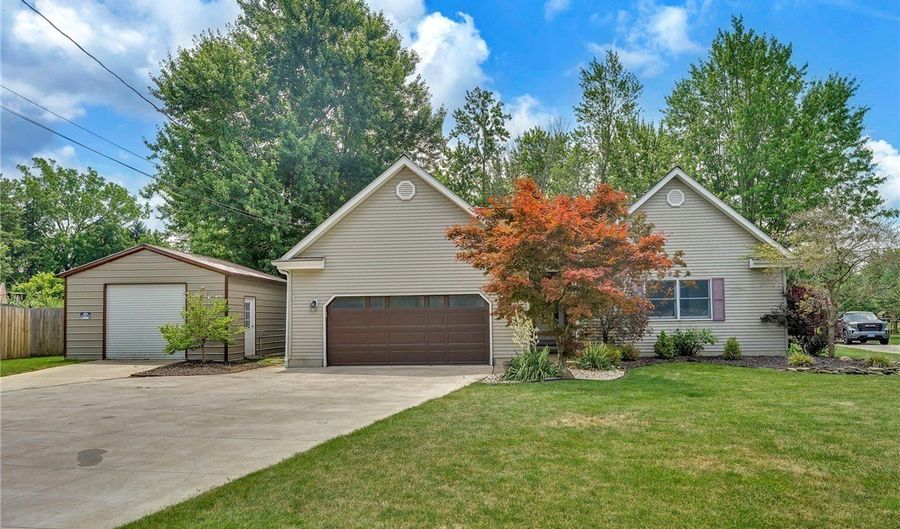 1245 Dodge Rd, Amherst, NY 14068 - 3 Beds, 2 Bath
