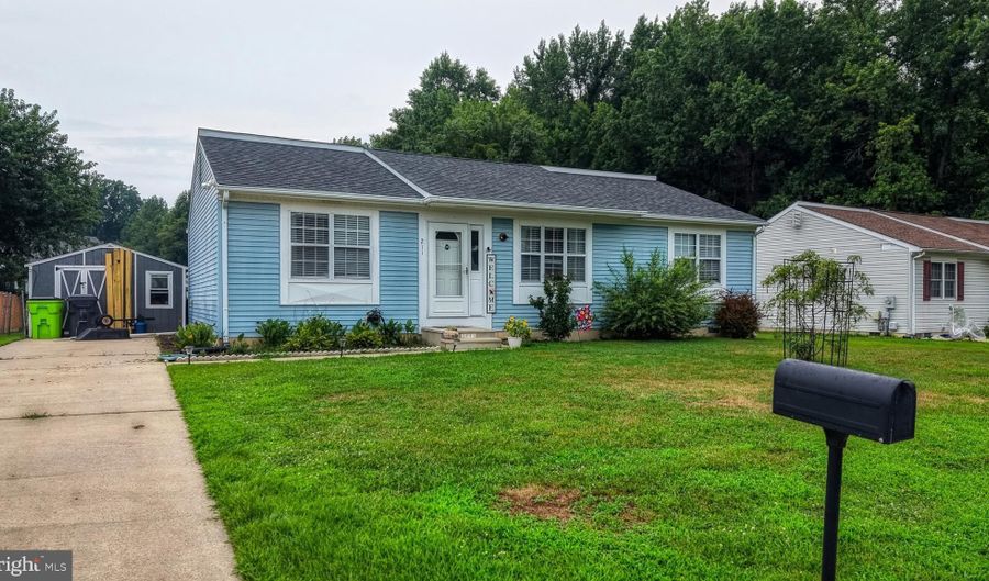 211 TAMMIE Dr, Dover, DE 19904 - 3 Beds, 2 Bath