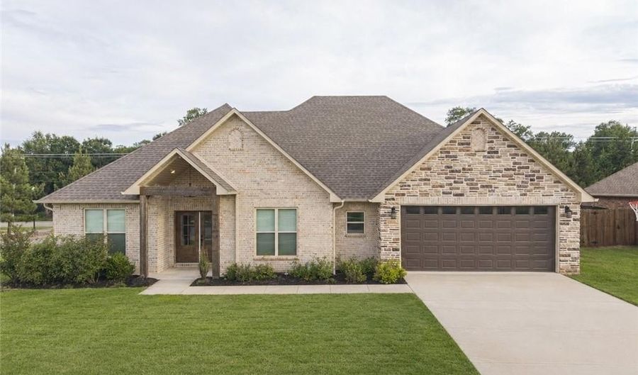924 Mourning Dove Way, Barling, AR 72923 - 3 Beds, 2 Bath