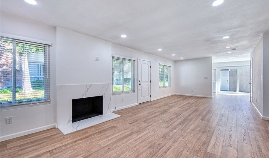 961 S Mintwood, Anaheim, CA 92806 - 3 Beds, 2 Bath