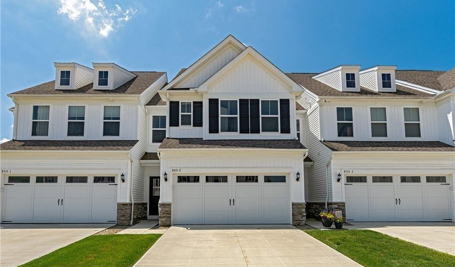 855-2 Dipper Ln, Aurora, OH 44202 - 3 Beds, 3 Bath