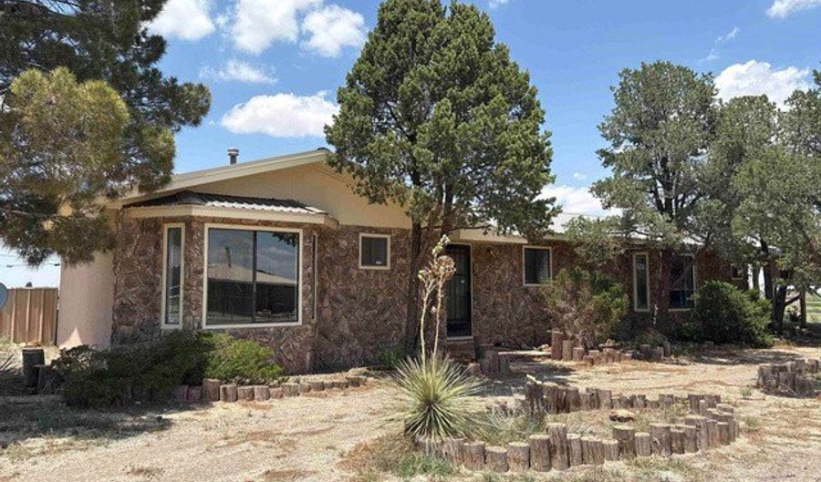 7429 Roswell Hwy, Artesia, NM 88210 - 3 Beds, 2 Bath