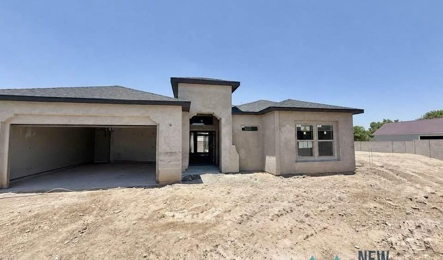 708 Ruby Ct, Carlsbad, NM 88220 - 4 Beds, 3 Bath