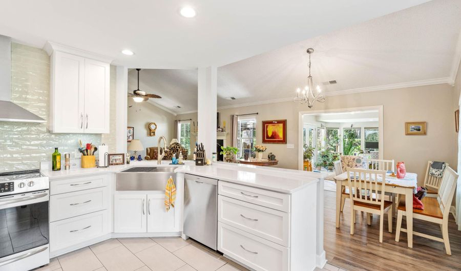 663 Sams Point Rd, Beaufort, SC 29907 - 3 Beds, 2 Bath