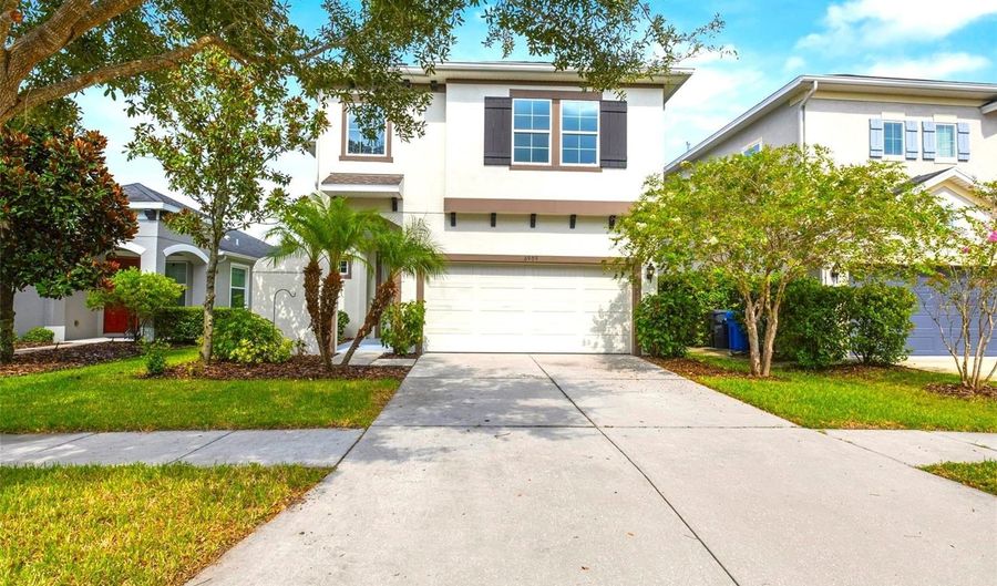 6909 OLD BENTON Dr, Apollo Beach, FL 33572 - 3 Beds, 3 Bath