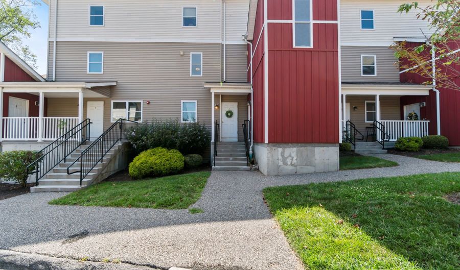 23 Scuppo Rd APT 5-6, Danbury, CT 06811 - 3 Beds, 2 Bath