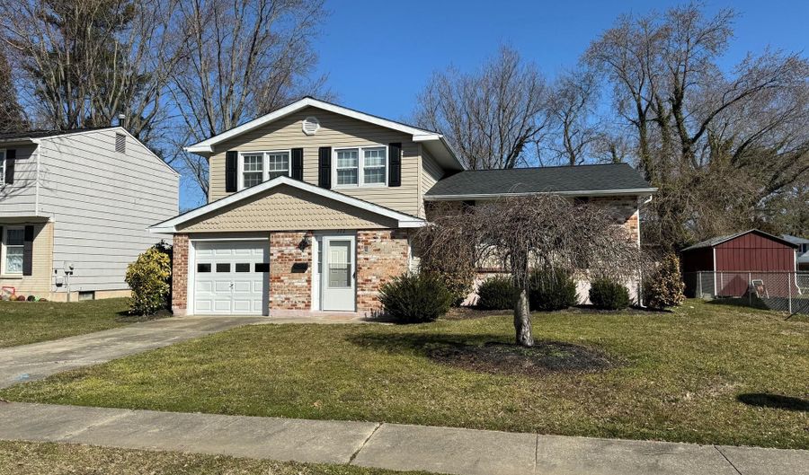 172 CHAPEL Dr, Camden Wyoming, DE 19934 - 4 Beds, 3 Bath