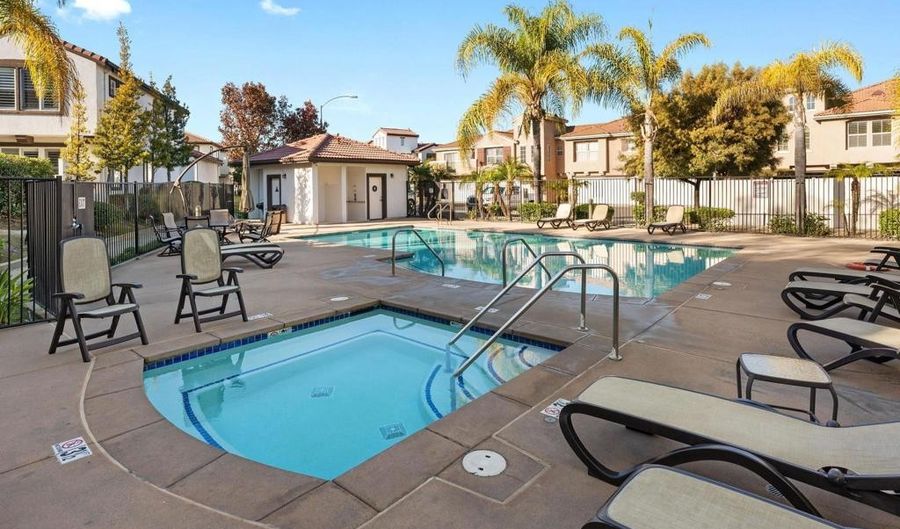 5010 Golondrina Way 64, Oceanside, CA 92057 - 3 Beds, 2 Bath
