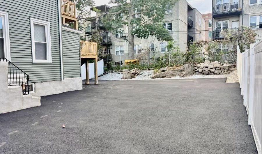 11 Wyoming St 1, Boston, MA 02121 - 2 Beds, 1 Bath