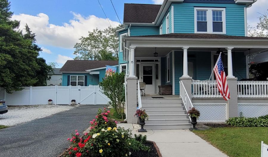 15 W Bolton Ave, Absecon, NJ 08201 - 5 Beds, 4 Bath